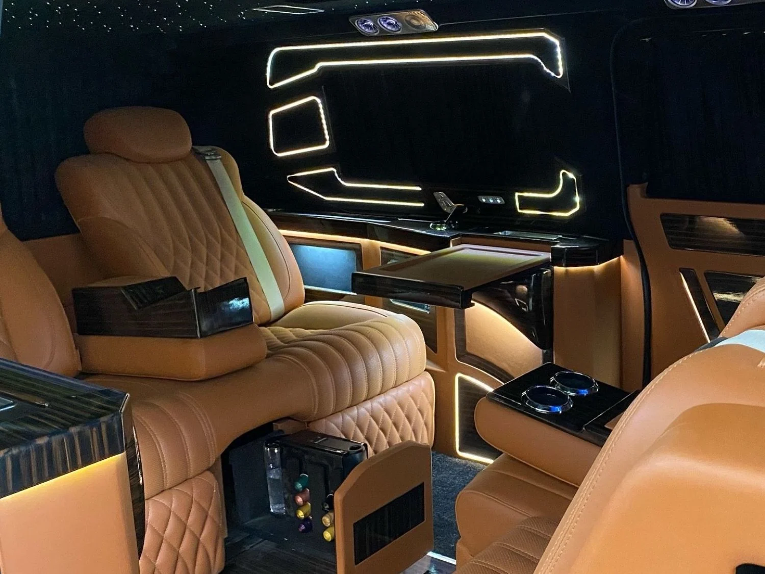 Aytex VIP araç içi dizayn